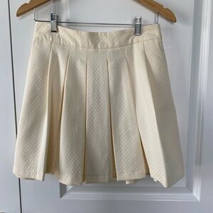 ELLE Pleated Skirt